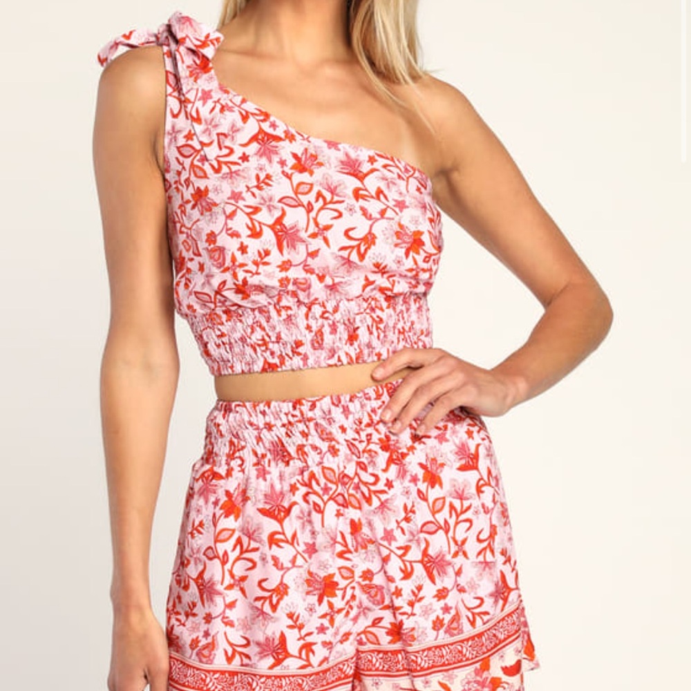 Lulu’s Pink and Red Floral Set